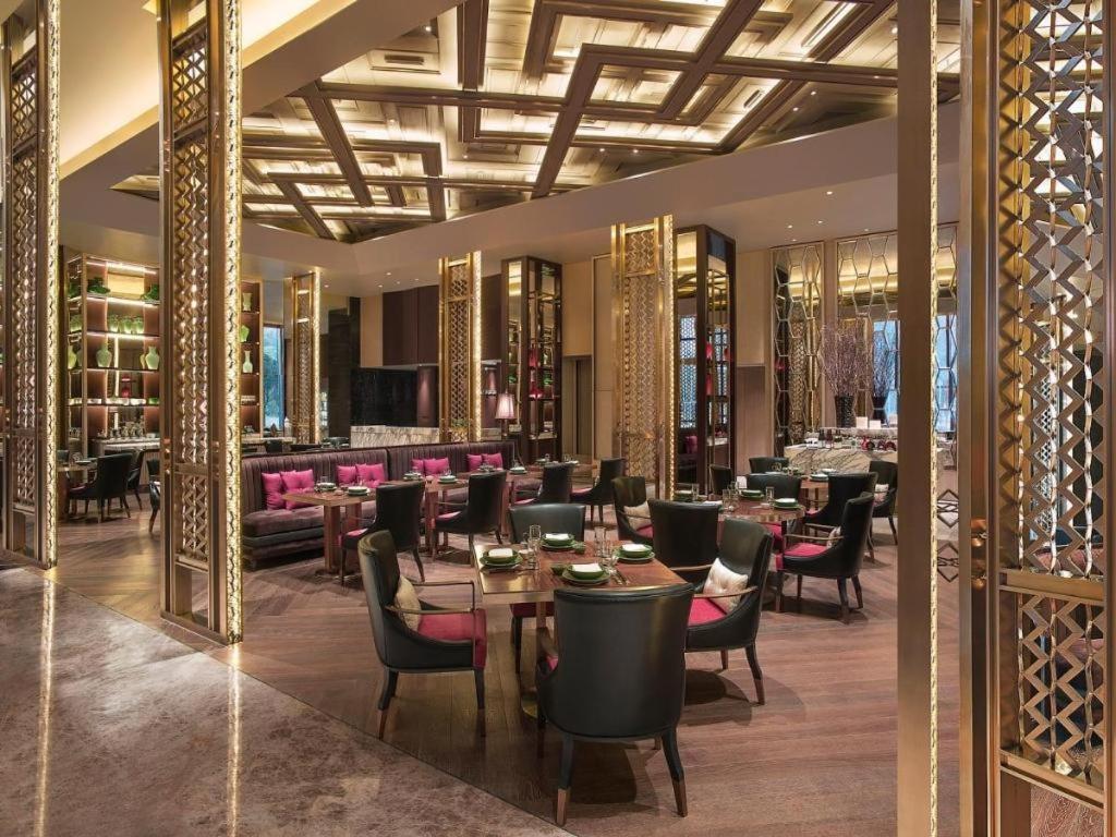 New World Guiyang Hotel Εξωτερικό φωτογραφία