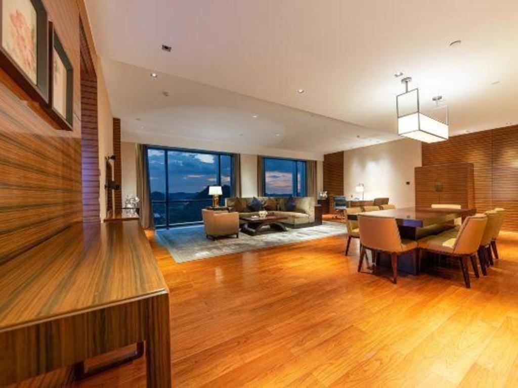 New World Guiyang Hotel Εξωτερικό φωτογραφία