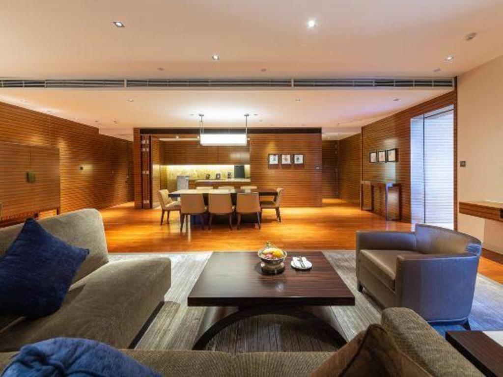 New World Guiyang Hotel Εξωτερικό φωτογραφία