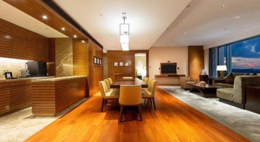 New World Guiyang Hotel Εξωτερικό φωτογραφία