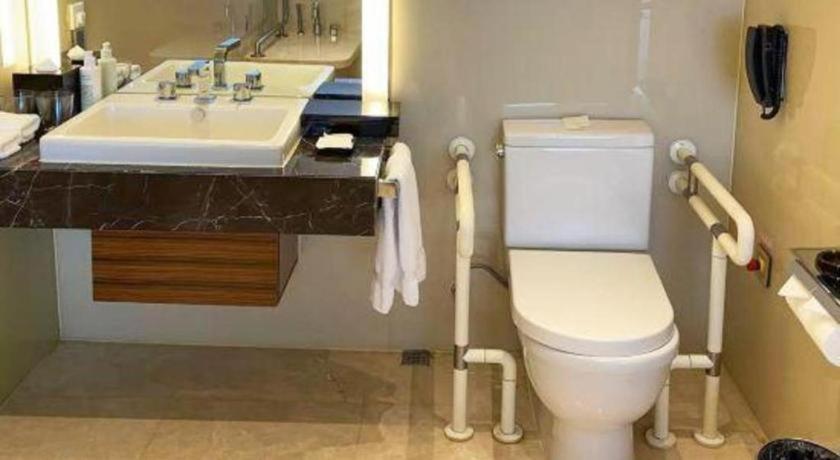 New World Guiyang Hotel Εξωτερικό φωτογραφία