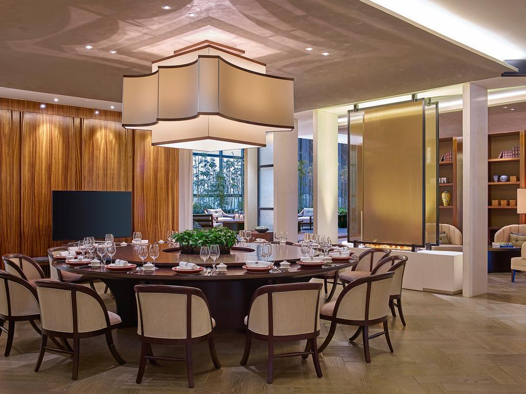 New World Guiyang Hotel Εξωτερικό φωτογραφία