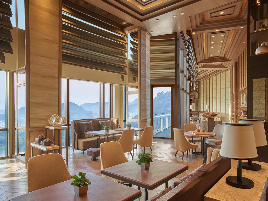 New World Guiyang Hotel Εξωτερικό φωτογραφία